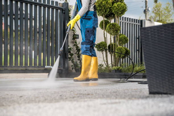 Best Animal Enclosure Cleaning  in Rolling Hills, CA